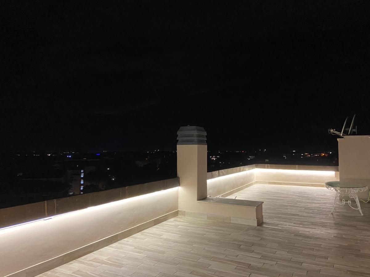 Appartement Attico Panoramico Luxury Roma Extérieur photo
