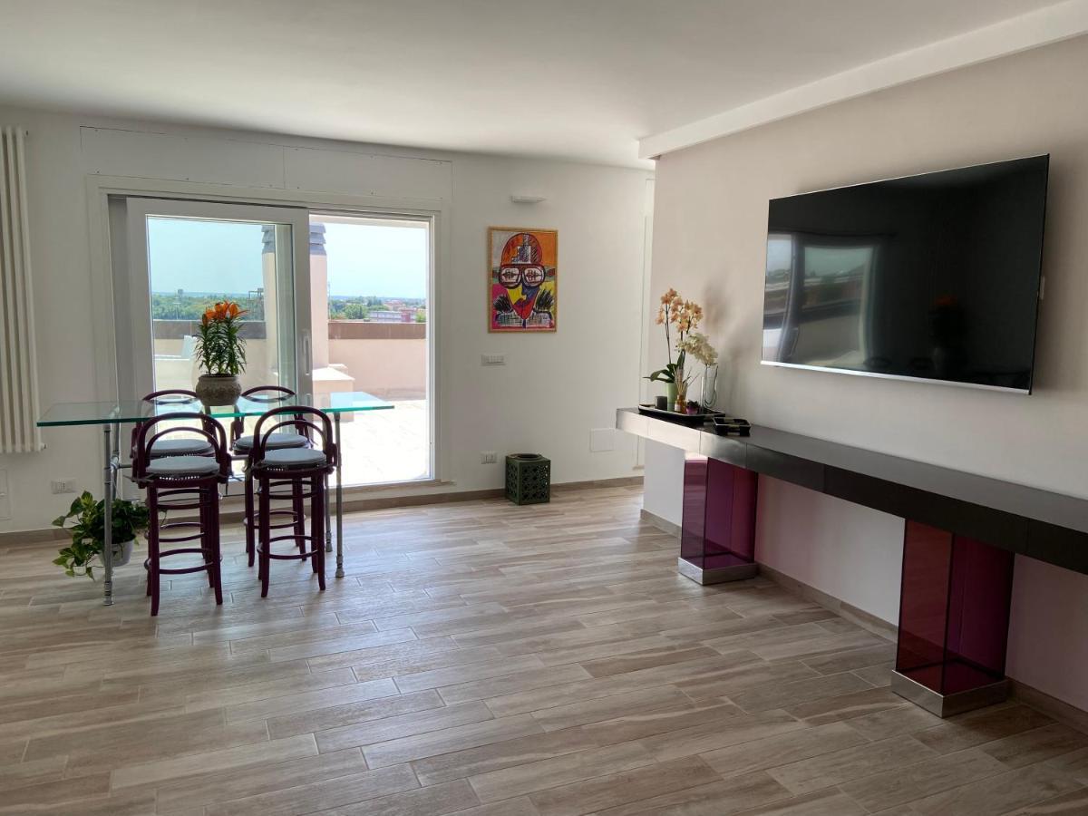 Appartement Attico Panoramico Luxury Roma Extérieur photo